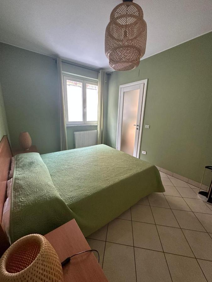 Appartamento Per 4 Persone In Centro Alba Alba  Exterior photo